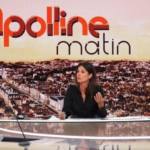 Apolline de Malherbe a opté pour un super look de rentrée.

Apolline de Malherbe lors de la conférence de presse de rentrée BFM TV. - RMC du groupe Altice France à Paris, France. © Coadic Guirec/Bestimage