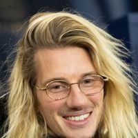 Paul Mirabel soutenu par Laury Thilleman à Paris, une photo partagée