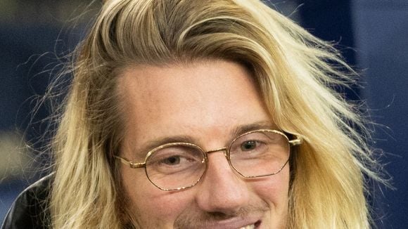 Paul Mirabel supported by Laury Thilleman in Paris, a shared photo