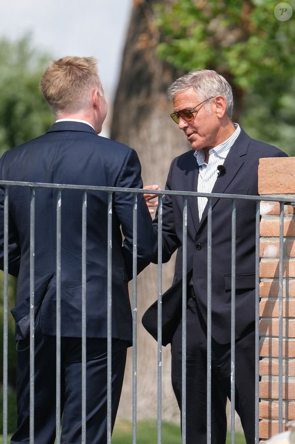 George Clooney durant la 82e édition du Festival international du film de Venise (La Mostra, ndlr) le mercredi 27 août 2025 en Italie. 
Crédit : Backgrid UK/ Bestimage