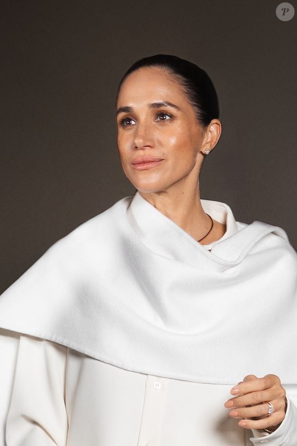Meghan Markle au défilé Balenciaga lors de la Fashion Week à Paris, le 4octobre 2025.

Photo : Tiziano Da Silva / Bestimage