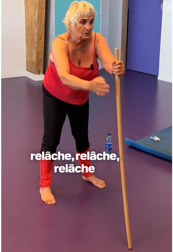 Cette Bretonne de 91 ans donne bénévolement des cours de sport très intenses à un public de retraités.

Maryvonne, prof de sport à 91 ans.