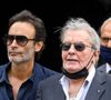 Le fils d’Alain Delon s’est rendu à Douchy
Alain Delon et son fils Anthony - Obsèques de Jean-Paul Belmondo en l'église Saint-Germain-des-Prés, à Paris le 10 septembre 2021. © Dominique Jacovides / Bestimage
