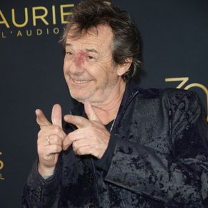 Jean-Luc Reichmann - Photocall de la 30ème cérémonie des Lauriers de l'audiovisuel au théâtre Marigny à Paris le 24 février 2025. © Coadic Guirec/Bestimage