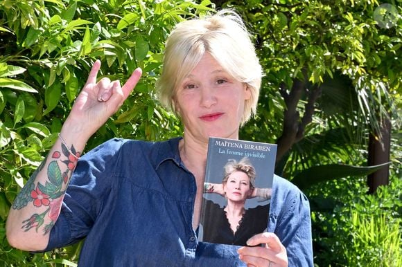 Maïtena Biraben (pour son livre "La femme invisible") durant la 28ème édition du Festival du Livre de Nice au Jardin Albert 1er.
© Bruno Bebert / Bestimage