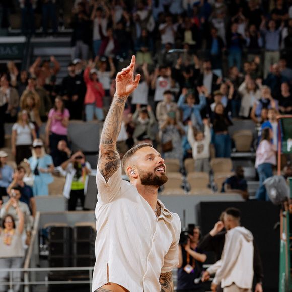 Matt Pokora, chanteur français, se produit lors de la soirée « Gaël and Friends », organisée à l'occasion de la 4ᵉ journée des qualifications de Roland-Garros 2026, au stade Roland-Garros, le 20 mai 2026 à Paris, France.
© Pauline Figuet/Sport Press Photo via ZUMA Press/Bestimage