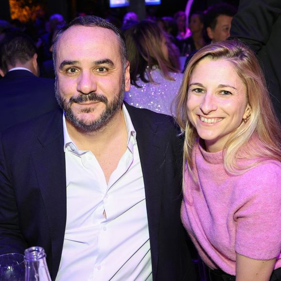 Exclusif - François-Xavier Demaison et sa femme Anaïs Tihay - Soirée du 6ème Gala caritatif de l'Institut Rafaël  et de la Zag Foundation, dédié à l'accompagnement des enfants en santé intégrative au Pavillon Gabriel à Paris le 12 novembre 2024. © Erez Lichtfeld/Bestimage