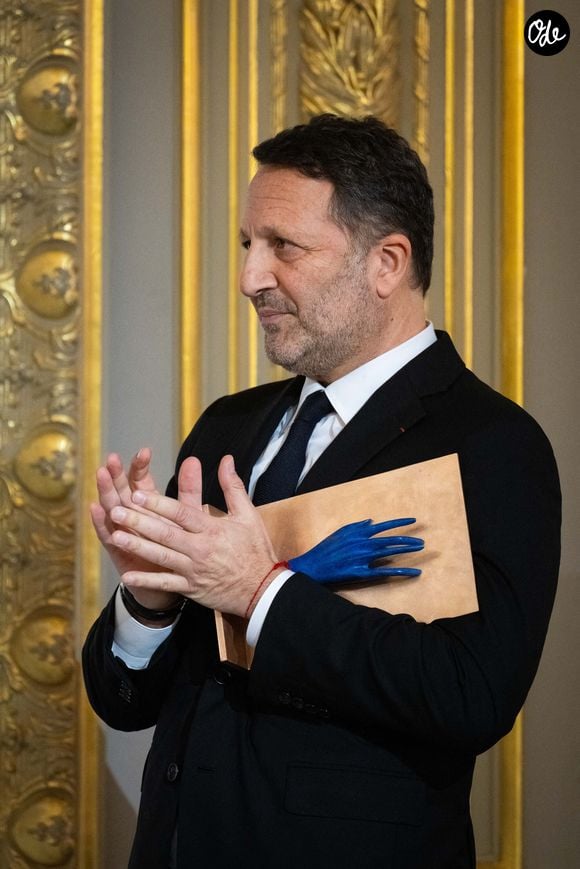Arthur, Jacques Essebag, lors de la cérémonie de remise du prix Jean-Pierre Bloch de la Ligue internationale contre le racisme et l'antisémitisme (LICRA), à l'Élysée à Paris, en France, le 2 avril 2025. Photo : Éric Tschaen/Pool/ABACAPRESS.COM