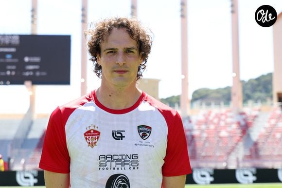 Paul de Saint Sernin lors du match de football caritatif au stade Louis II de Monaco opposant les Barbagiuans aux pilotes de l'équipe Nazionale Piloti dans le cadre de la "Racing Stars Football Cup" le 3 juin 2026. Depuis 35 ans, des pilotes automobiles participent chaque année à un match de football caritatif organisé à Monaco. Ce « match des pilotes » a accueilli tous les plus grands de la Formule 1, y compris Michael Schumacher. En 2025, une nouvelle mouture a vu le jour, la Racing Stars Football Cup, sous la houlette de Louis Ducruet, le fils de la princesse Stéphanie. Ce 3 juin 2026, avait lieu la deuxième édition de l’événement caritatif, organisé au profit de deux associations. Les fonds récoltés lors de l’événement seront reversés à deux associations. La première est « Mercy Ships », qui déploie des navires-hôpitaux afin d’offrir des soins chirurgicaux gratuits en Afrique. La seconde association est « Les Soins de l’espoir », qui est engagée auprès d’enfants et d’adultes défavorisés en Asie du Sud-Est, notamment au Vietnam. Les Barbagiuans ont remporté le match 6 - 2. © Albuquerque/Bestimage # A charity football match at the Stade Louis II in Monaco between the Barbagiuans and the drivers of the Nazionale Piloti team as part of the ‘Racing Stars Football Cup’ on 3 June 2026. For 35 years, racing drivers have taken part in an annual charity football match held in Monaco. This “drivers’ match” has welcomed all the greatest names in Formula 1, including Michael Schumacher. In 2025, a new version was launched, the Racing Stars Football Cup, under the leadership of Louis Ducruet, Princess Stéphanie’s son. On 3 June 2026, the second edition of the charity event took place, organised in aid of two charities. The funds raised during the event will be donated to two charities. The first is ‘Mercy Ships’, which deploys hospital ships to provide free surgical care in Africa. The second charity is ‘Les Soins de l’espoir’, which works with disadvantaged children and adults in South-East Asia, particularly in Vietnam. The Barbagiuans won the match 6–2. | 00758223