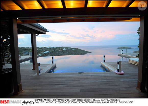 Vue de la maison de Johnny Hallyday à Saint-Barth