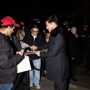 Avec humour, Vincent Niclo remet les pendules à l’heure et rappelle l’essentiel : la soirée était caritative.

Exclusif - Vincent Niclo - Arrivées au Global Gift Gala Paris à l'hôtel Four Seasons George V à Paris le 8 novembre 2025. © Jérémy Melloul/Bestimage