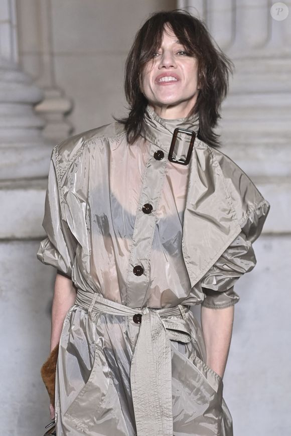 Charlotte Gainsbourg - Photocall du Défilé de mode Saint Laurent Collection Homme Printemps-Été 2026 dans le cadre de la Fashion Week de Paris, France, le 27 janvier 2026.
 
© Olivier Borde / Bestimage