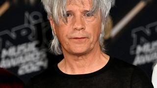 Nicola Sirkis : Son jeune fils Jules rejoint son père sur scène, un moment émouvant après l'absence du chanteur auprès de sa famille