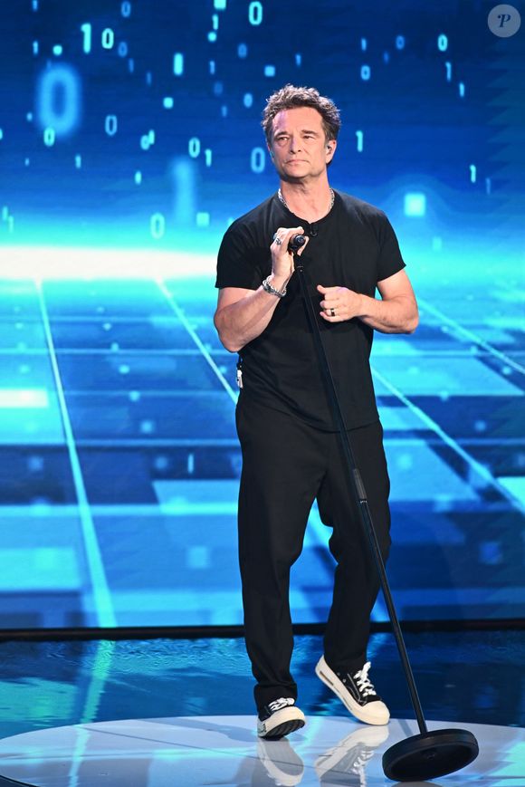 David Hallyday lors de l'enregistrement de l'émission "Famille je vous aime" présentée par M. Drucker et qui sera diffusée le 13 juin 2025 sur France 3, aux Studios rive gauche à Paris, France, le 15 avril 2025. © Clovis-Gaffiot/Bestimage