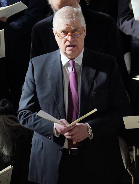 Le prince Andrew, duc d’York - Service commémoratif du roi Constantin de Grèce au château de Windsor le 27 février 2024. Photo by Julien Burton / Bestimage