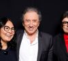 Michel Drucker a ensuite raconté les circonstances de leur rencontre : "On avait un appartement avec une chambre en plus, pas loin de là où je travaillais. On a fait une demande pour accueillir une Cambodgienne, et c’est Yleng qui est venue. Elle a passé dix ans chez nous."

Exclusif -Michel Drucker et Yleng Kem (sa fille adoptive), Claude Boucher - Backstage de l'enregistrement de l'émission "La Chanson secrète 8" à la Seine musicale à Paris, diffusée le 4 septembre sur TF1
© Gaffiot-Moreau / Bestimage
