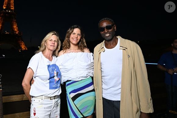 Exclusif - Virginie Coupérie-Eiffel, Vanille Clerc, Keziah Jones lors du Showcase de Vanille et Keziah Jones lors du Longines Paris Eiffel Jumping le 20 juin 2025

© Perusseau / Veeren / Bestimage