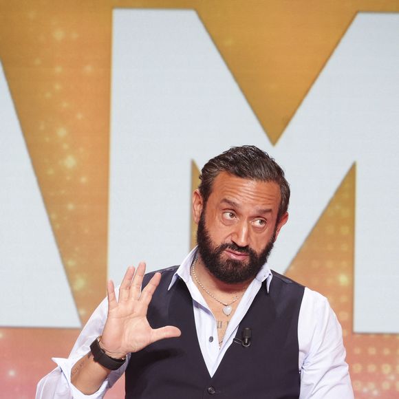 Exclusif - Cyril Hanouna, sur le plateau de  TBT9 présenté par C.Hanouna, et diffusé en direct sur W9, Paris, France, le 05 novembre 2025. © Jack Tribeca / Bestimage