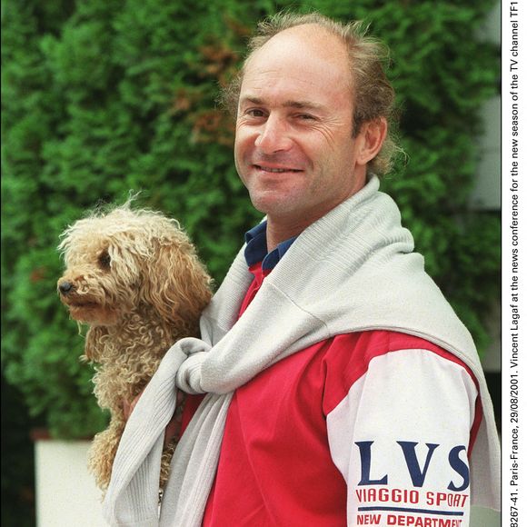 Vincent Lagaf à la conférence de presse de la nouvelle saison de la chaîne de télévision TF1, Paris-France, le 29/08/2001. Crédit Francis Petit/Abaca
