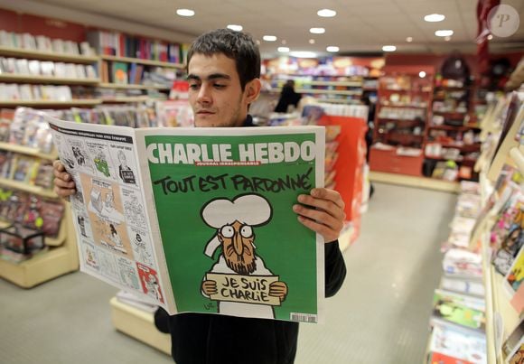 Malgré une baisse des ventes, l'état économique du journal satirique est stable.

Illustration de ventes de Charlie Hebdo dans une maison de la presse à Coulonges-sur-l'Autize.