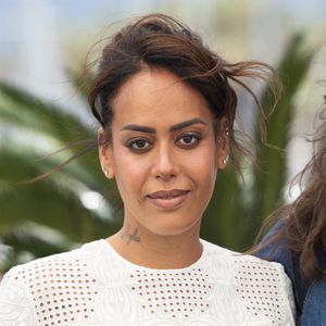 Amel Bent au photocall du film "Ma Frère" lors du 78ème Festival International du Film de Cannes, au Palais des Festivals à Cannes, France, le 22 mai 2025. © Jacovides-Moreau/Bestimage
