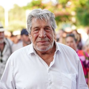 Jean-Pierre Castaldi a décidé de passer ses vacances dans sa maison bretonne de Belle-île-en-Mer.

Jean-Pierre Castaldi - Festival "Les Hérault du Cinéma et de la Télé" au Cap d'Agde. © Anne-Sophie Guebey/Bestimage