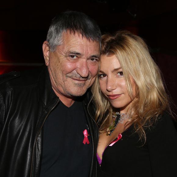 Jean-Marie Bigard et sa femme Lola Marois (Lola Bigard) - Cocktail de bienfaisance 'Octobre Rose' au restaurant Fidèle à Paris, France, le 16 octobre 2017. © Denis Guignebourg/Bestimage