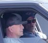 Mais elle se dit reconnaissante de pouvoir encore le serrer dans ses bras

Los Angeles, Californie : Bruce Willis, 70 ans, semblait se détendre sur le siège passager alors qu'il se promenait en voiture dans la ville. ©Backgrid USA / Bestimage