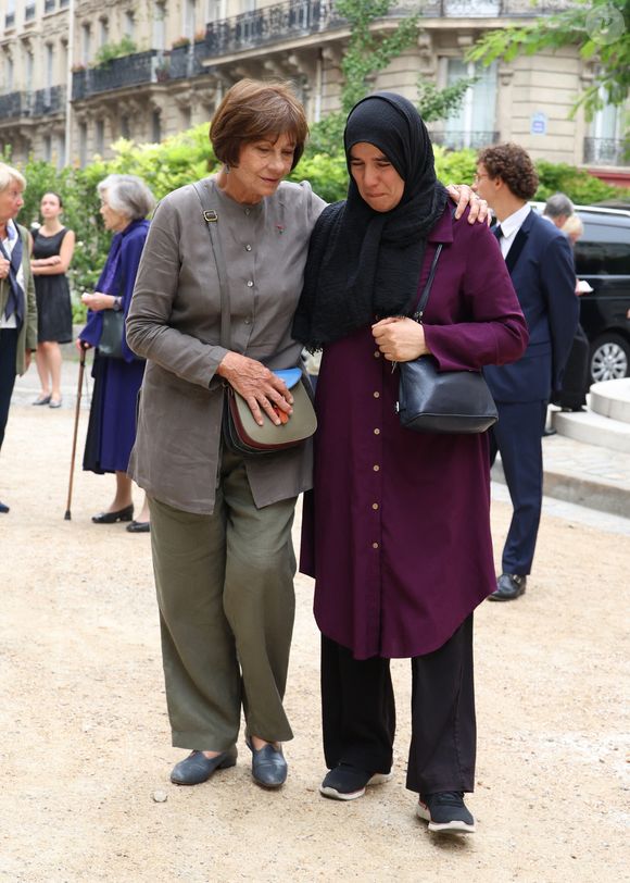Exclusif - Macha Meril aux obsèques de sa soeur la princesse Hélène Gagarine en la cathédrale Saint-Alexandre-Nevsky, à Paris, France, le 20 août 2025. © Denis Guignebourg/Bestimage