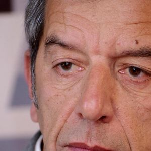 La personnalité de la télévision Michel Cymes fait la promotion des vélos électriques Winora à Paris, en France, le 4 avril 2019. Photo par Alain Apaydin/ABACAPRESS.COM