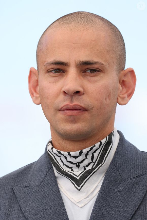 Tawfeek Barhom pose pendant le photocall de Realisateurs Des Courts Metrages En Compétition lors du 78ème Festival de Cannes au Palais des Festivals le 24 mai 2025 à Cannes, France. Photo by Shootpix/ABACAPRESS.COM