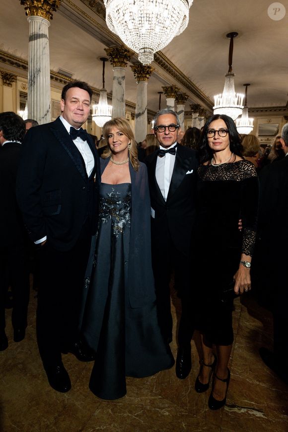 Enrico Barbieri, Allegra Gucci, Massimiliano Di Silvestre- Les célébrités assistent à l'ouverture de la saison de La Scala de Milan avec "Boris Godounov" du compositeur russe Modeste Moussorgski, le 7 décembre 2022. © SGP / BESTIMAGE