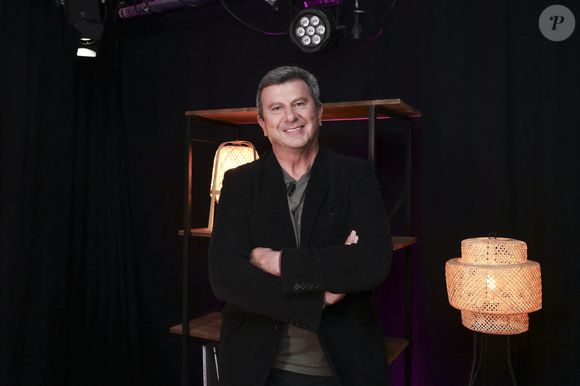Pascal Bataille en interview pour "En privé avec", format original de Webedia © Jack Tribeca/Bestimage