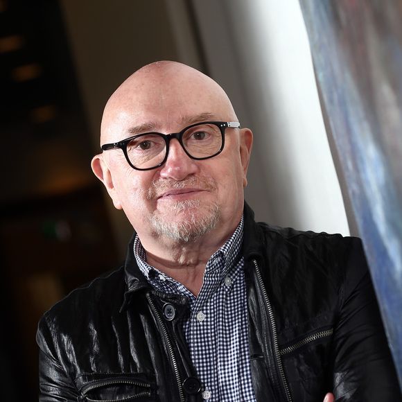 "Il n'était pas aussi sympathique que ce que je connaissais. Il pouvait être odieux. [...] Même les trois ténors, Jean-Pierre, Jean et Philippe me disaient : 'Mais qu'est-ce qu'il a Michel ? Pourquoi il est comme ça ?'" 
Exclusif - Michel Blanc, réalisateur et acteur - Avant première du film "Voyez comme on danse" à Lille le 20 septembre 2018 AGENCE / BESTIMAGE