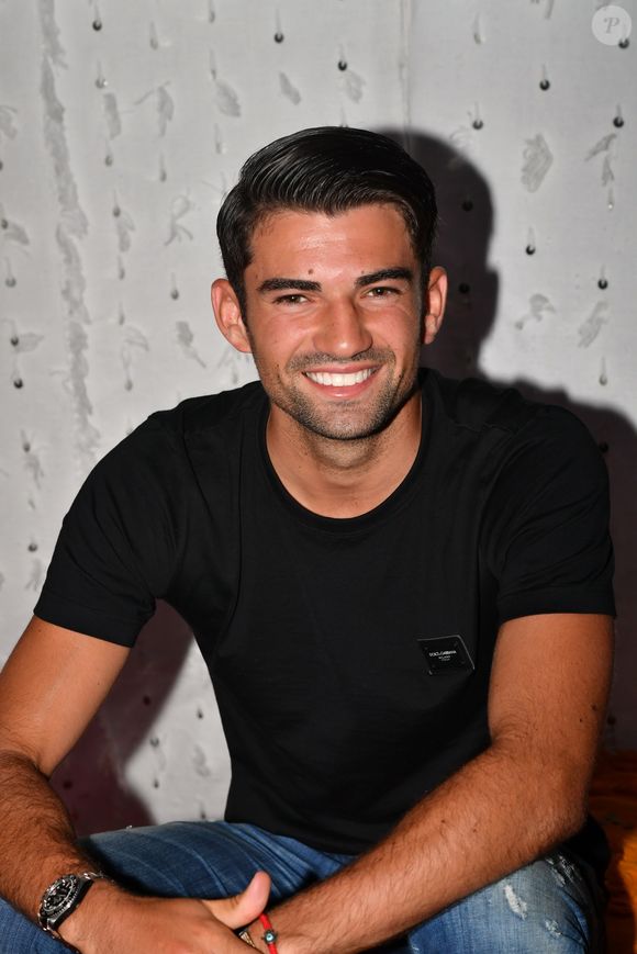 L'aîné, Enzo, fait des affaires avec son père.
Enzo Zidane (fils de Zinédine Zidane) - Les célébrités lors du festival "Marrakech du Rire 2018" à Marrakech, Maroc, le 24 juin 2018. © Rachid Bellak/Bestimage