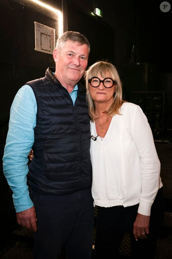 Christine Bravo et Stéphane son mari, sur le plateau de TBT9 présenté par C.Hanouna, et diffusé en direct sur W9, Paris, France, le 26 novembre 2025. © Jack Tribeca / Bestimage