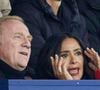 De cette prestigieuse école que l'on ne présente plus, il aime à placer d'anciens élèves au sein de Kering.
François-Henri Pinault, Salma Hayek - François-Henri Pinault et sa femme Salma Hayek assistent au match de Ligue 1 McDonald's opposant le Paris Sant Germain (PSG) contre Rennes (3-1) au Parc des Princes à Paris le 27 septembre 2024. © Cyril Moreau/Bestimage