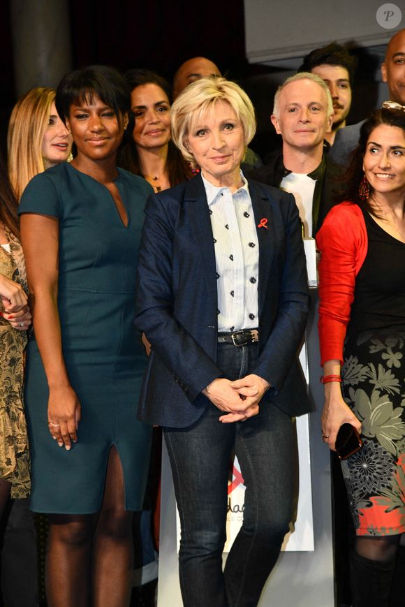 Évelyne Dhéliat participe au Sidaction 2022 dans le cadre de la Fashion Week de Paris à la Salle Wagram le 07 mars 2022 à Paris, France. Photo par Shootpix/ABACAPRESS.COM