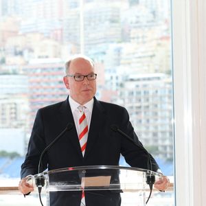 Exclusif - Le prince Albert II de Monaco - Lancement du "Grand départ de la Vuelta" au Yacht Club de Monaco le 20 mai 2025. © Claudia Albuquerque/Bestimage