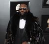 Le rappeur américain est apparu sur scène sous les cris du public.

Rick Ross à la 60ème soirée annuelle des Grammy Awards à Madison Square Garden à New York, le 28 janvier 2018. Photo par Bestimage