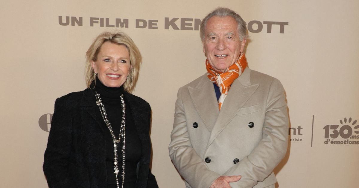 Sophie Davant et William Leymergie, très chics aux côtés de Leïla Bekhti flamboyante pour une belle occasion !
