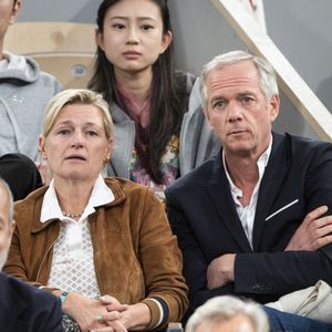 Anne-Elisabeth Lemoine, Julien Arnaud dans les tribunes lors des Internationaux de France de Tennis de Roland Garros 2025, à Paris, France, le 4 juin 2025. © Jacovides-Moreau/Bestimage