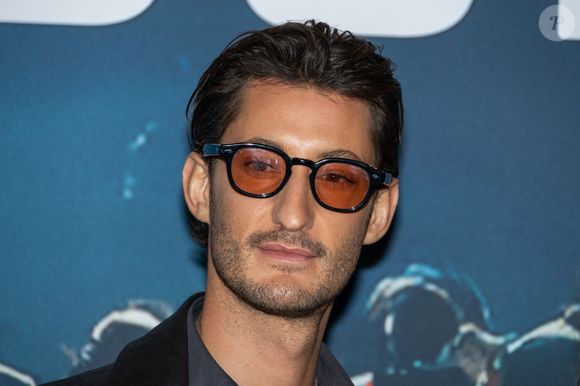 Pierre Niney assiste à l'avant-première du film 'Gourou' au Pathé Palace le 26 janvier 2026 à Paris, France. Photo par Nasser Berzane/Abaca