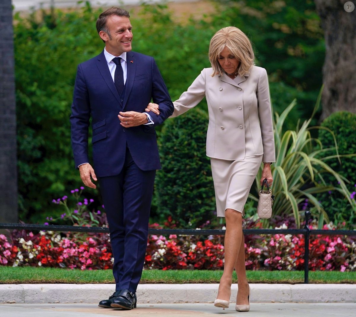 Photo : Le président Emmanuel Macron et sa femme Brigitte Macron ...