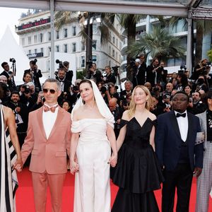 Le jury : Hong Sangsoo, Halle Berry, Jeremy Strong, Juliette Binoche, Alba Rohrwacher, Dieudo Hamadi, Payal Kapadia, Leïla Slimani, Carlos Reygadas - Montée des marches du film « Partir un jour » pour la cérémonie d’ouverture du 78ème Festival International du Film de Cannes, au Palais des Festivals à Cannes. Le 13 mai 2025
© Jacovides-Moreau / Bestimage