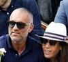 Amel Bent est devenue maman par trois fois
Amel Bent et son mari Patrick Antonelli dans les tribunes des internationaux de tennis de Roland Garros à Paris, France, le 3 juin 2018. © Dominique Jacovides - Cyril Moreau/Bestimage