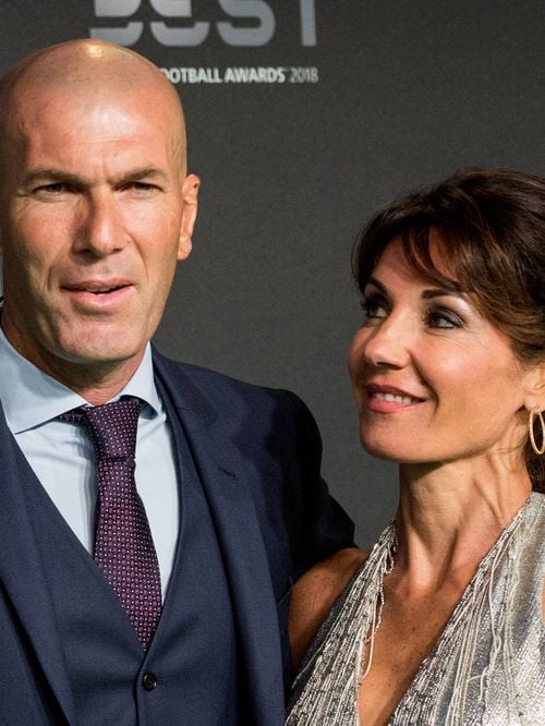 "Gare à l'établissement qui..." : ce que Zinédine Zidane ne tolère absolument pas lorsqu'il dîne dehors avec son épouse Véronique