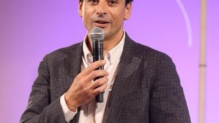 L'ancienne vie de Julian Bugier : Avant d'être journaliste, la star du 13 heures de France 2 embauché dans un milieu très différent