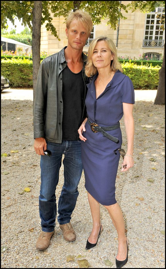 De son côté, Arnaud Lemaire poursuit sa carrière de producteur et de mannequin.

Arnaud Lemaire et Claire Chazal - Défilé Christian Dior Haute Couture au musée Rodin le 5 juillet 2010. © Bestimage