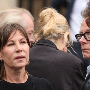 Mathilde Seigner, Franck Dubosc - Sorties des obsèques de Nicolas Altmayer en l'église Saint-Germain-des-Prés à Paris le 31 aout 2026. © Dominique Jacovides-Cyril Moreau/Bestimage #